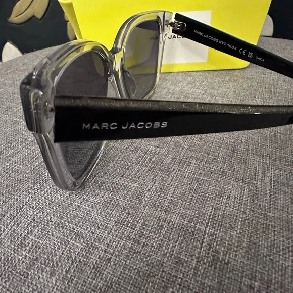 Marc Jacobs Transparent Gray Sunglasses with Yellow Case display picture 2